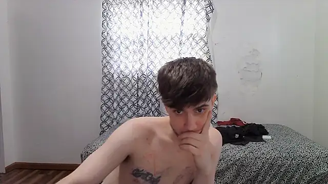 benzooo3 XXX чат на живо