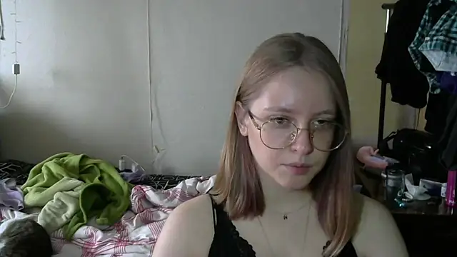 WinifredLunney's Live XXX Chat