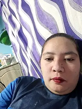 Chat XXX en directo de naughtiestmumknky99