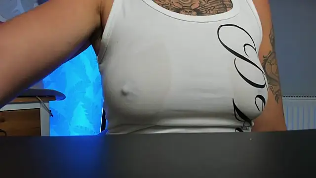 Nova_SIN Chat XXX in diretta