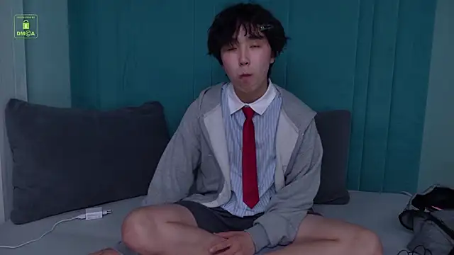 Онлайн чат XXX HeejinWang