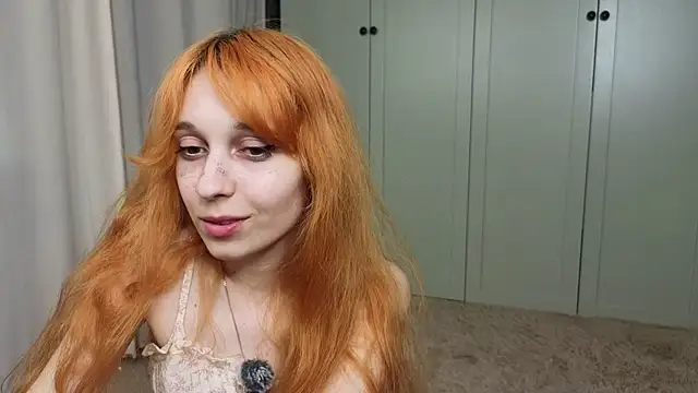 tgirlfoxy: онлайн-секс-чат