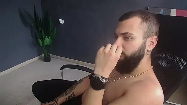 OscarWillss Chat XXX live