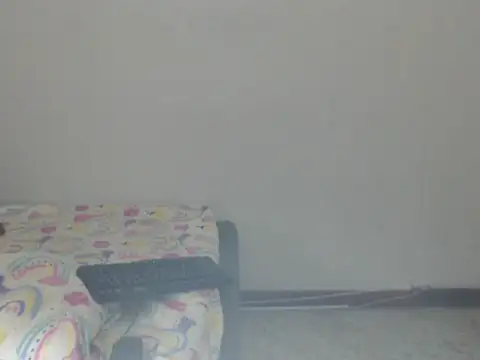 Chat +18 de kenia_nihiara ao vivo