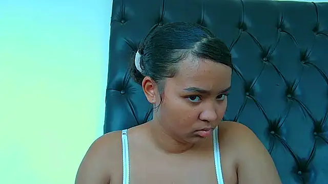 indianaphrodite1's Live XXX Chat