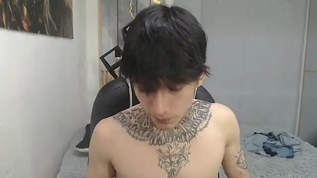 Chatroom XXX en direct de Cry_thereal