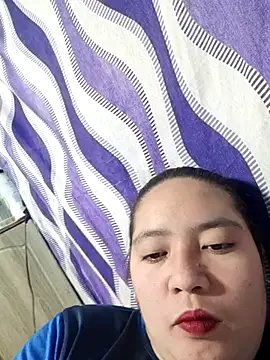 naughtiestmumknky99's Live XXX Chat