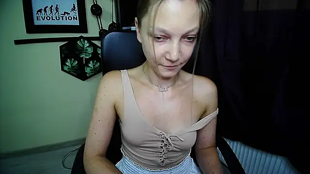 EmillyPlay's Live XXX Chat
