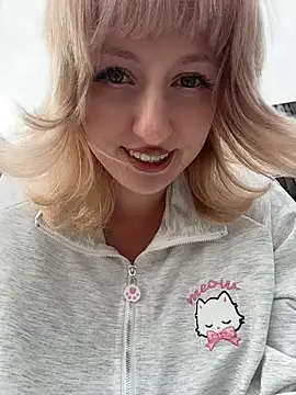 Онлайн чат XXX RonnieKiss