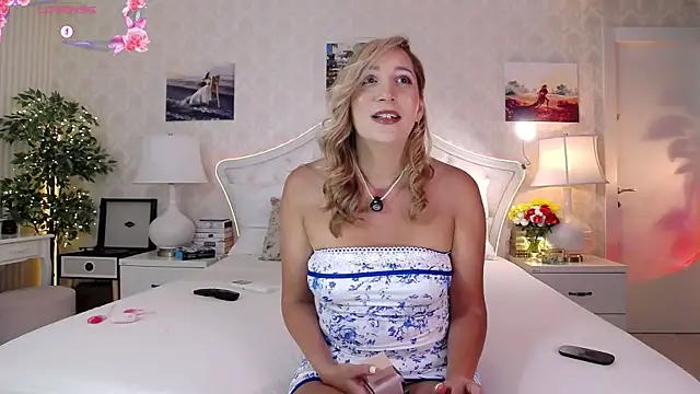 IreneHope Adlı Modelin Canlı XXX Sohbeti