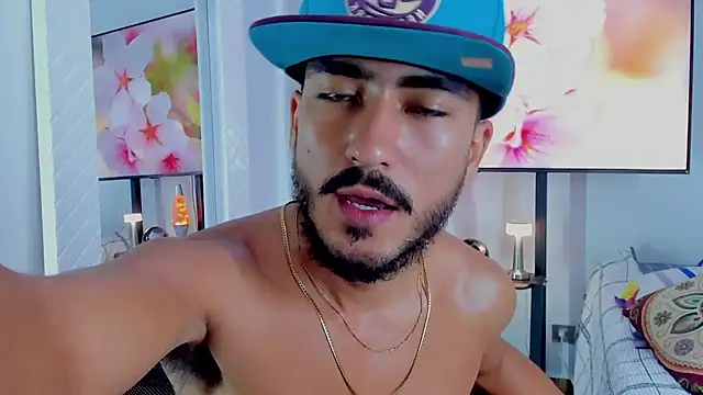 david__johnson372 live XXX chat