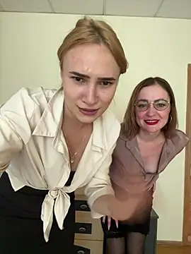 SugarDanger Chat XXX in diretta