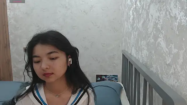 Shy_Kira Live XXX-chat