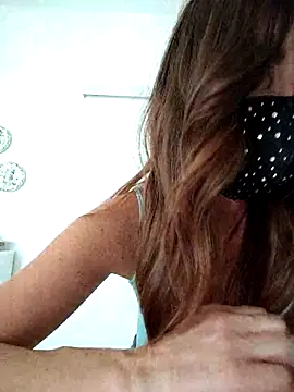 Akemi_rossi Live XXX-chat