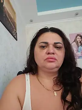 -CUTE-EVVIL- – Live XXX-chat