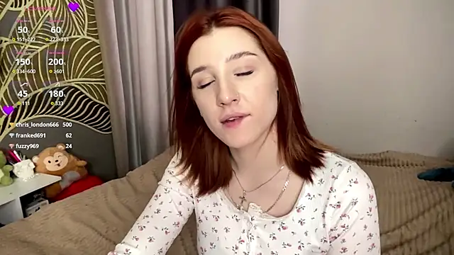 Chat +18 de EwaDerobertis ao vivo