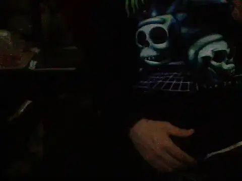 Pokazy przed kamerką – mrdemoncrowly