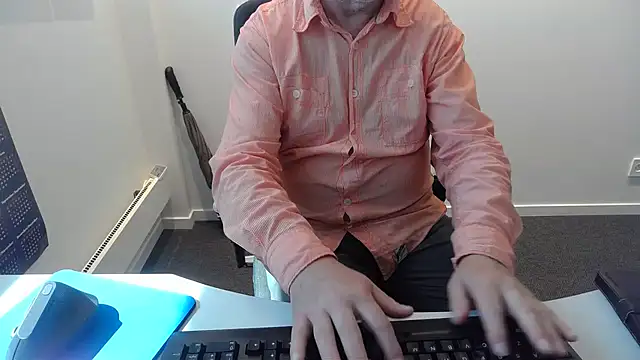 Buggemann Adlı Modelin Canlı XXX Sohbeti