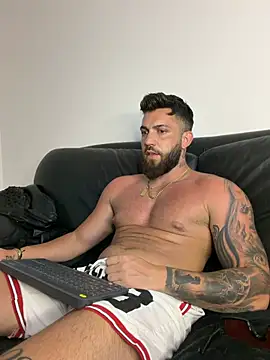 LustyMike_ Obrolan Langsung XXX