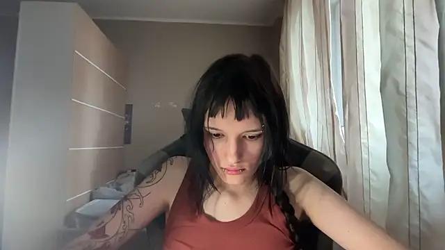 Онлайн чат XXX SebrinaMontelle