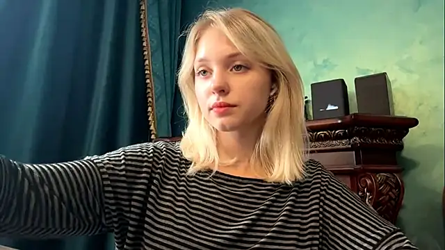 EveryoneEve Live XXX Chat