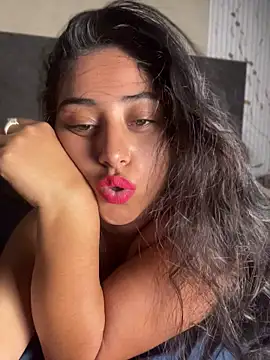 دردشة Valentinne_z الجنسية المباشرة
