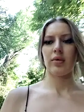 caressyourselfn Live XXX chat