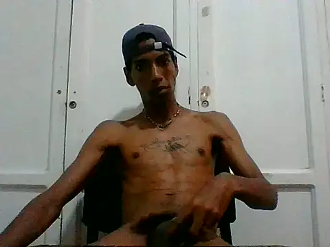 AlbertBigCock's Live XXX Chat