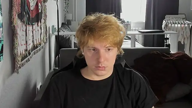 Benjamin_Bo Live XXX-chat
