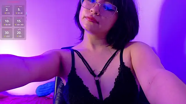 Vesna10のライブXXXチャット