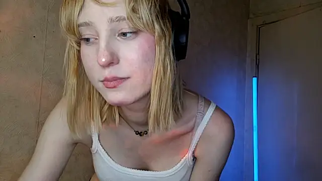 CuteLittleAngel Live XXX Chat
