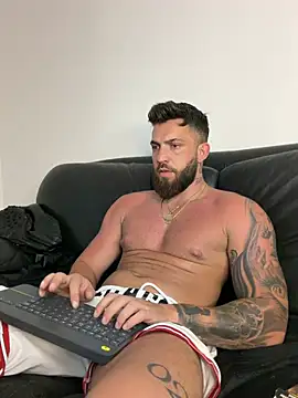 LustyMike_ Live XXX-Chat