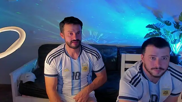 XXX chat uživo modela AlexJaz11