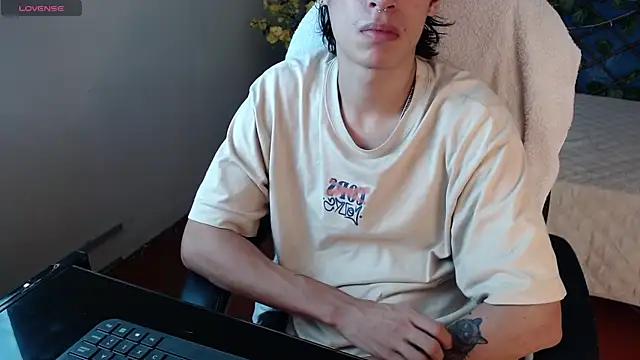 wayath1 live XXX chat