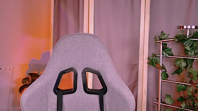 Онлайн чат XXX AliceCUNTach