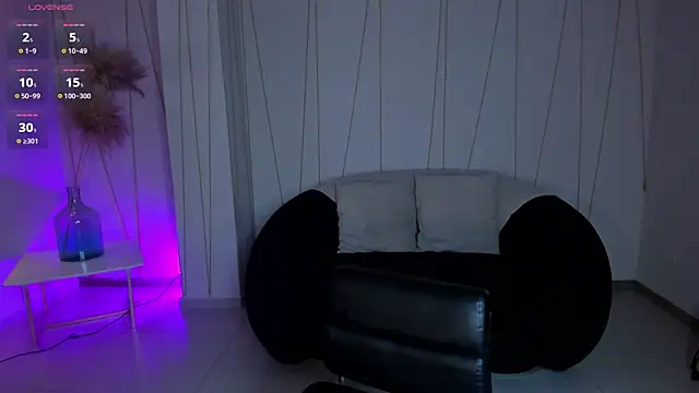 ValeriaRoldanX Live XXX Chat