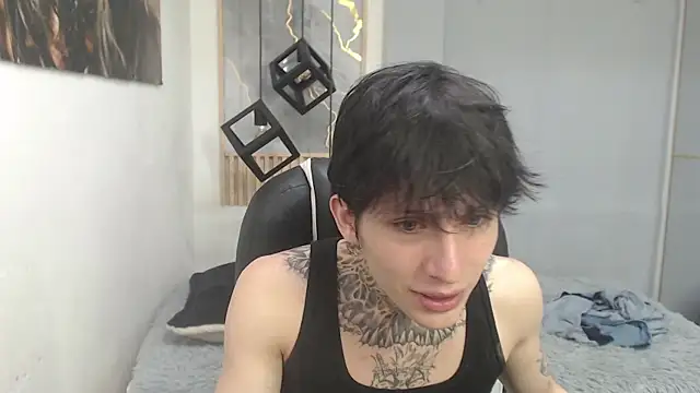 Chatroom XXX en direct de Cry_thereal