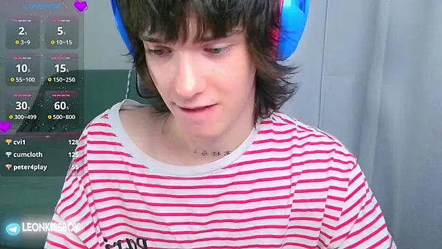LeonBoykisser's Live XXX Chat