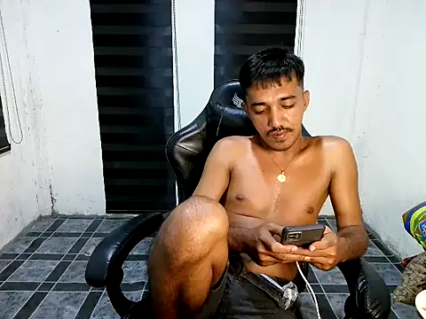 Czat XXX na żywo – Spicy_RowyCam