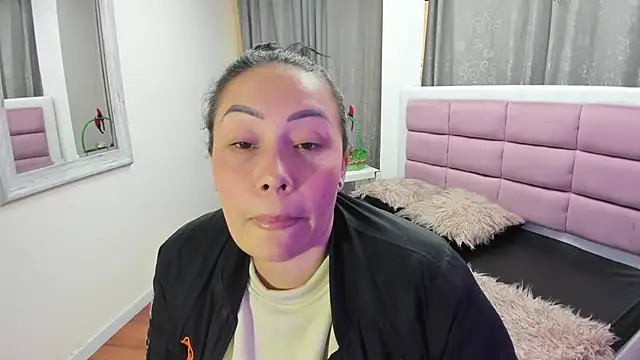 gaby_trent's Live XXX Chat