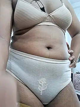 BeautyGirl_sara Adlı Modelin Canlı XXX Sohbeti