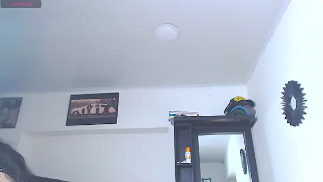 Vicky_hotmilf লাইভ XXX চ্যাট