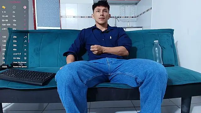 jacques_cardiet's Webcam Show