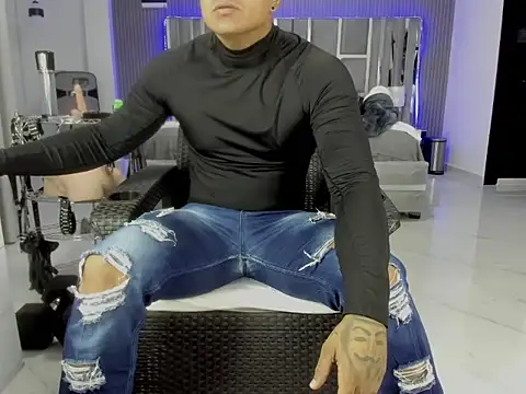 แชท XXX สดของ master_leather