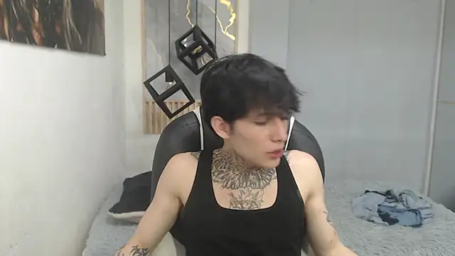 Chatroom XXX en direct de Cry_thereal