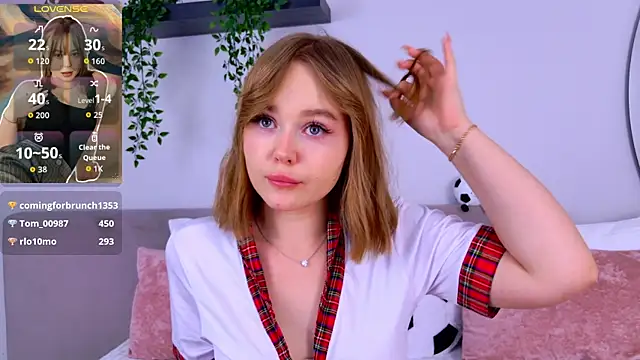 دردشة ElaraVance الجنسية المباشرة