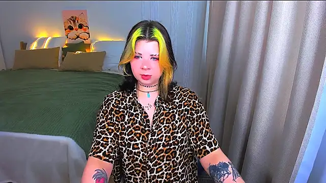 Chat XXX en directo de AliceSpencery