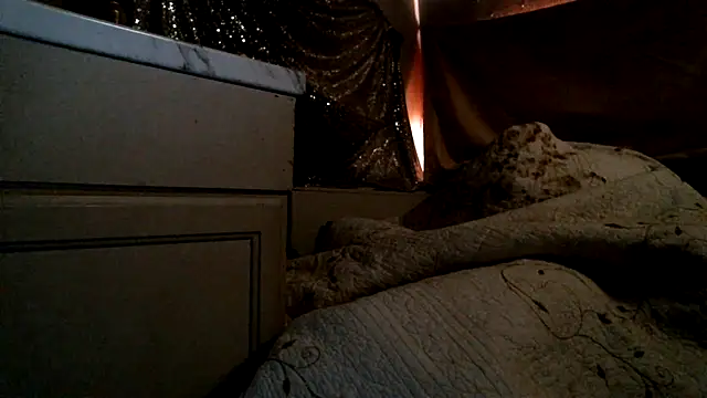 SexyB214 élő XXX-chatje