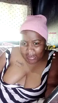 ChubbyMidgetxxx19 Live XXX Chat