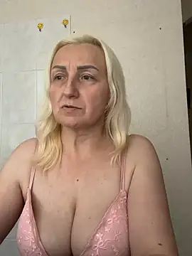 צ'אט XXX בשידור חי של Angela_37